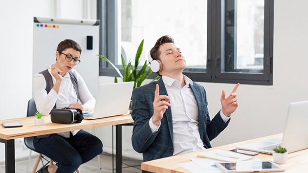 office for a month debunking 6 myths behind the trend 2